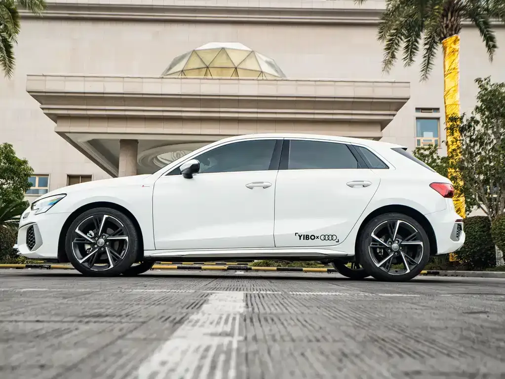 Audi A3 — фото 3