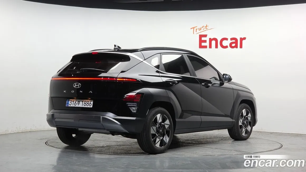 Hyundai Kona — фото 3