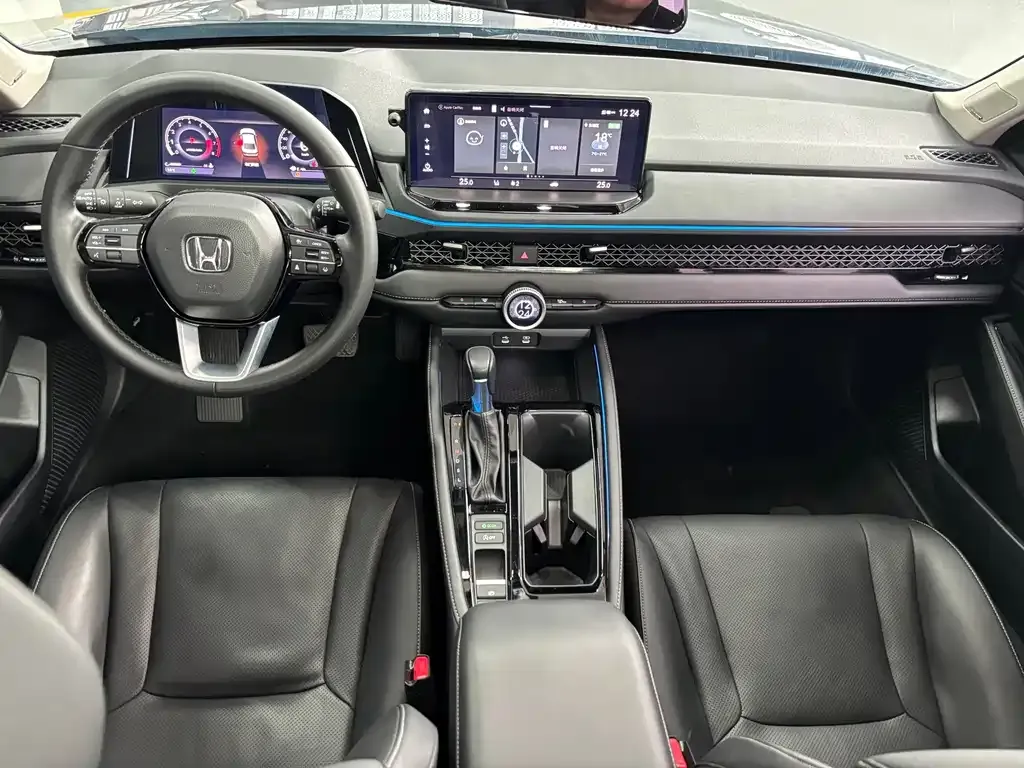 Honda Accord — фото 9
