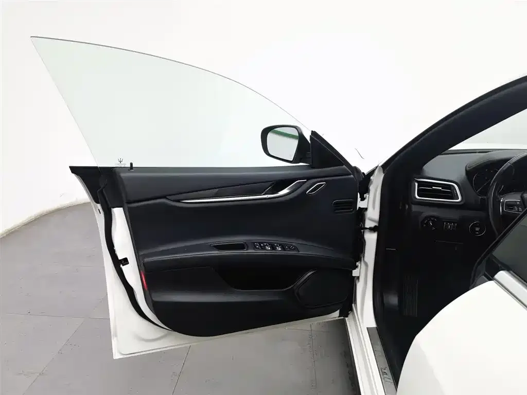 Maserati Ghibli 2021 из CN, фото 6