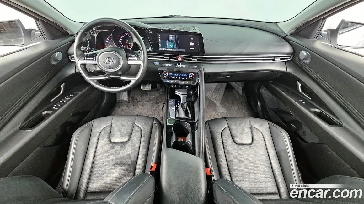 Hyundai AVANTE — фото 8