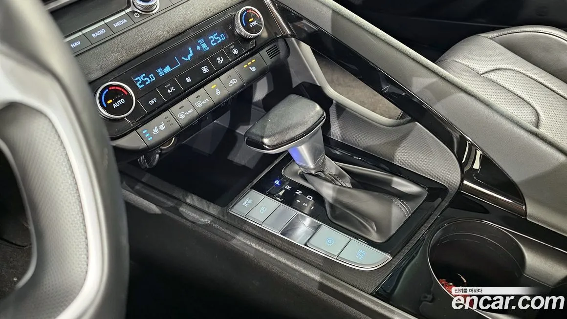 Hyundai AVANTE — фото 6