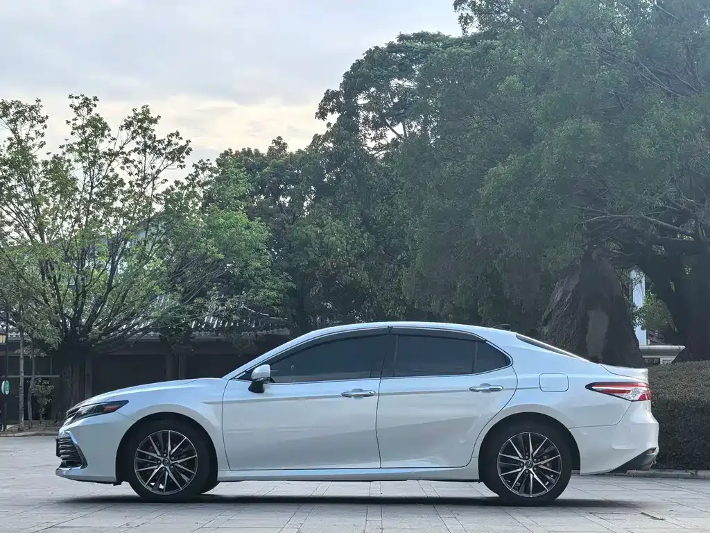 Toyota Camry 2022 из CN, фото 7