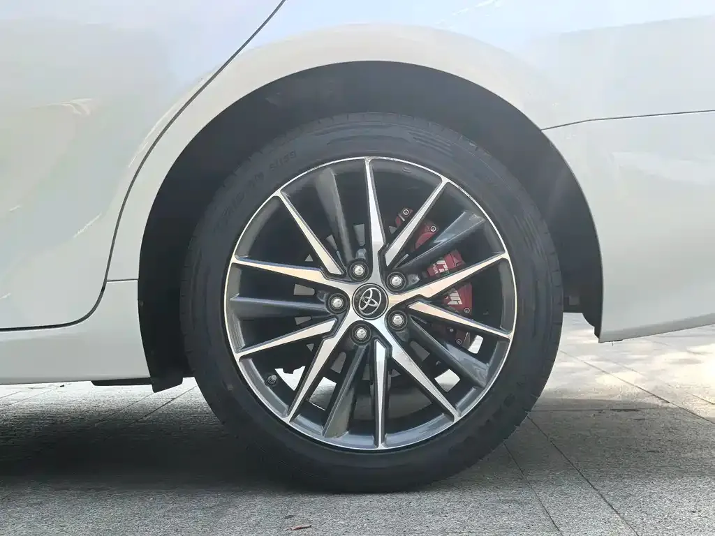 Toyota Camry 2022 из CN, фото 8