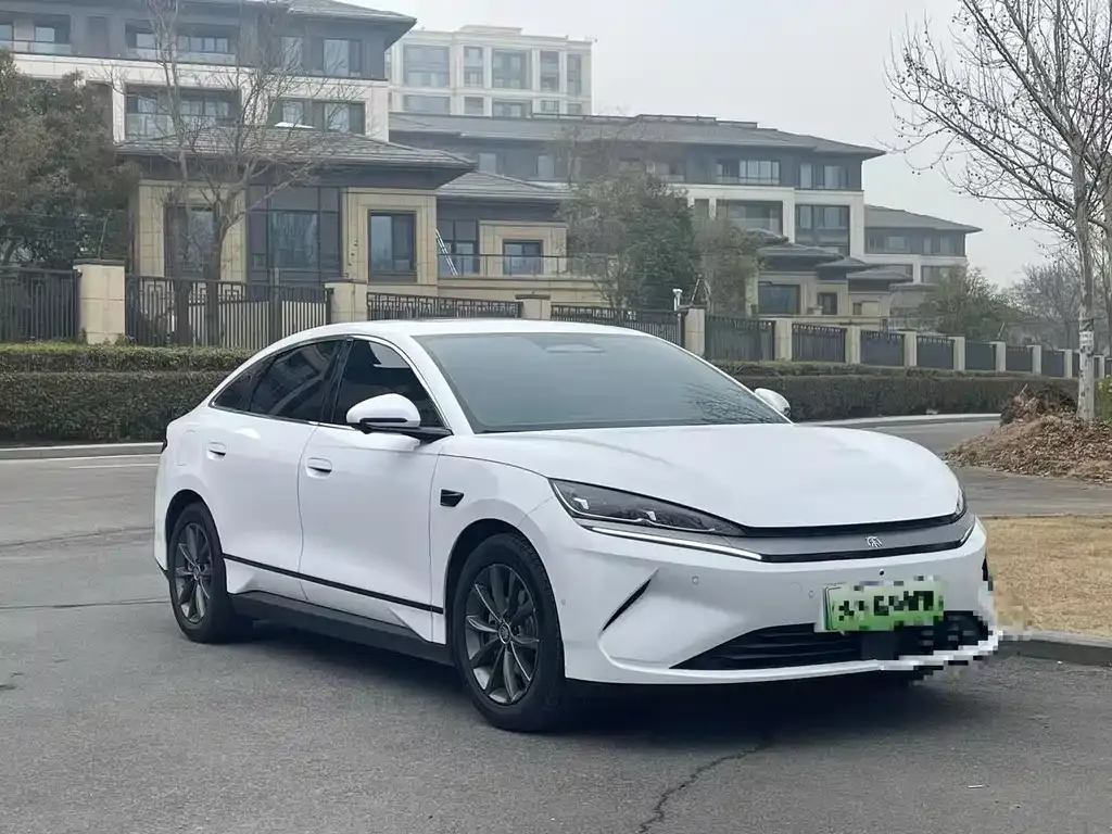 BYD Qin L — фото 3