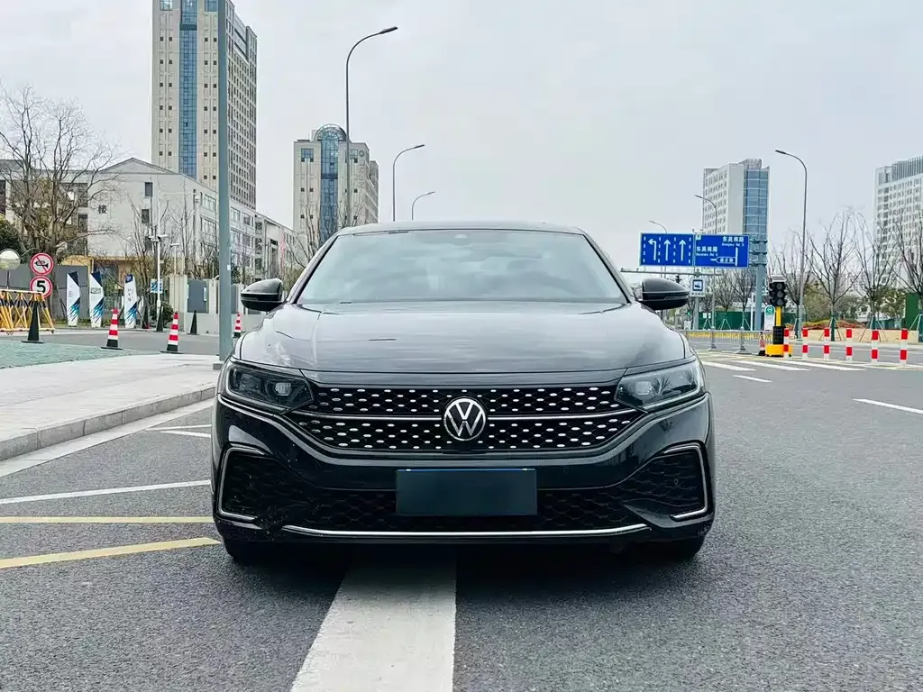 Volkswagen Passat 2022 из CN, фото 7