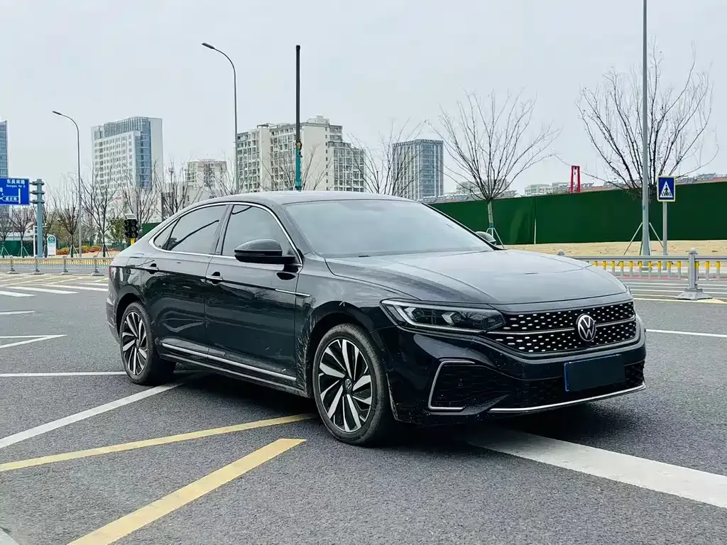Volkswagen Passat 2022 из CN, фото 5