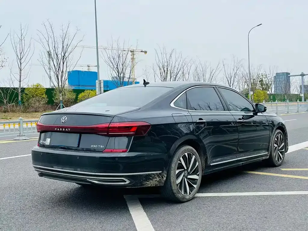 Volkswagen Passat 2022 из CN, фото 8