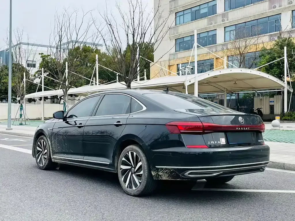 Volkswagen Passat 2022 из CN, фото 9
