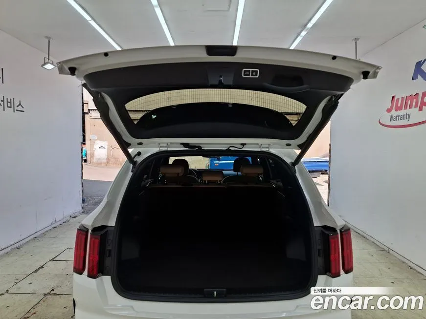 Kia Sorento — фото 7