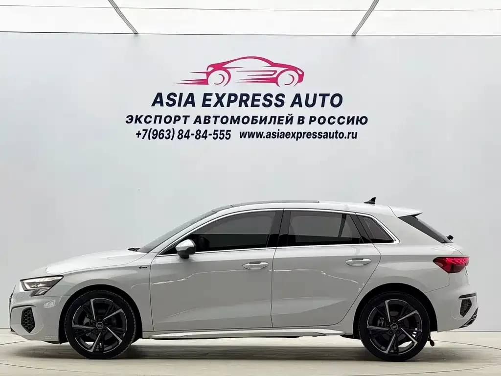 Audi A3 2022 из CN, фото 2