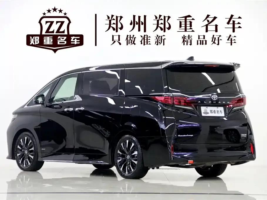 Toyota Alphard — фото 9