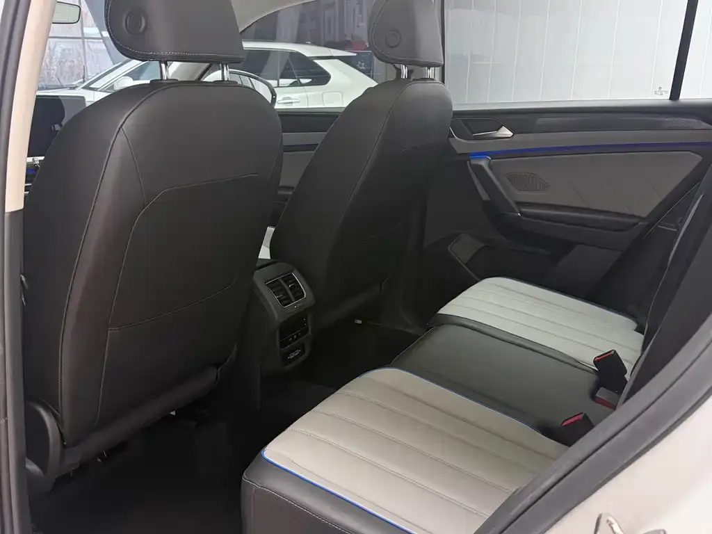 Volkswagen Tayron GTE PHEV 2023 из CN, фото 10