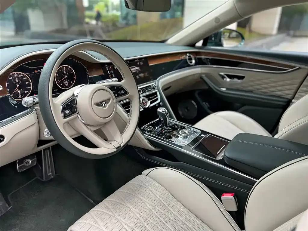 Bentley Flying Spur 2022 из CN, фото 3