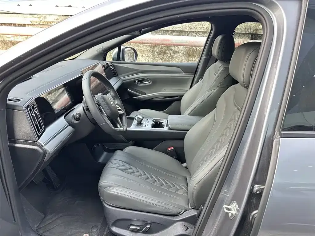 BYD L DM-i 2025 из CN, фото 2