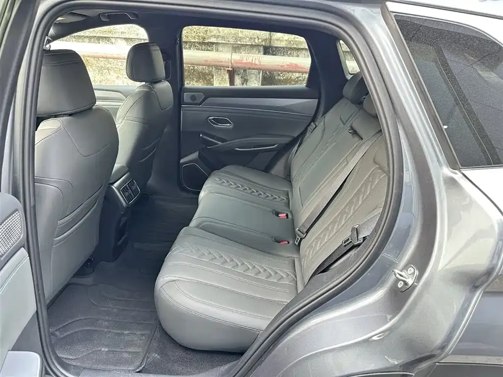 BYD L DM-i 2025 из CN, фото 3