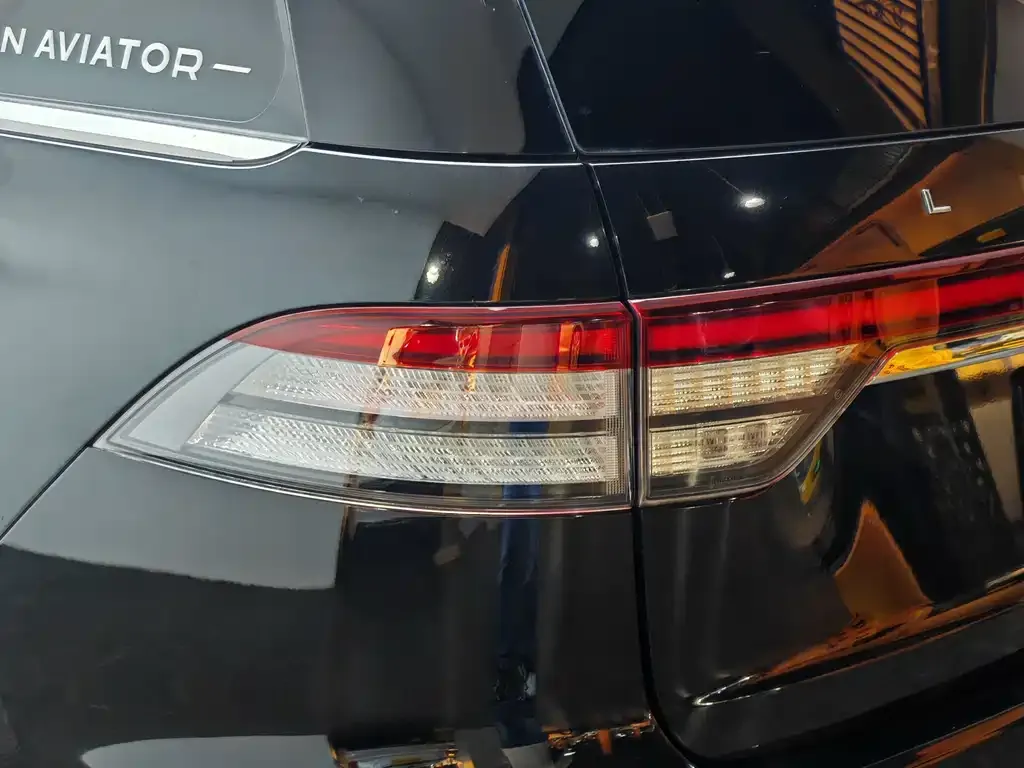 Lincoln Aviator 2021 из CN, фото 5