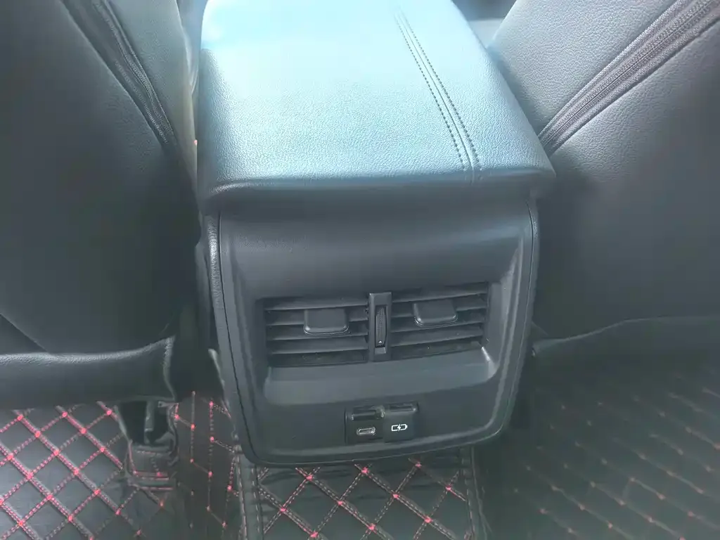Toyota Avalon 2022 из CN, фото 4