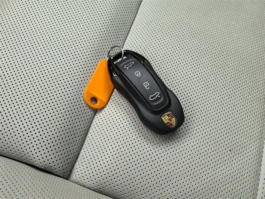 Porsche Macan EV 2024 из CN, фото 3