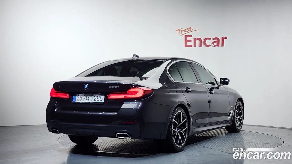 BMW 5-Series 2021 из KR, фото 2