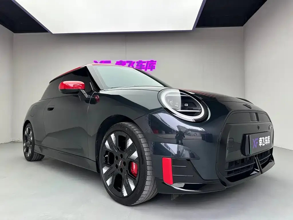 MINI JCW Electric 2025 из CN, фото 2