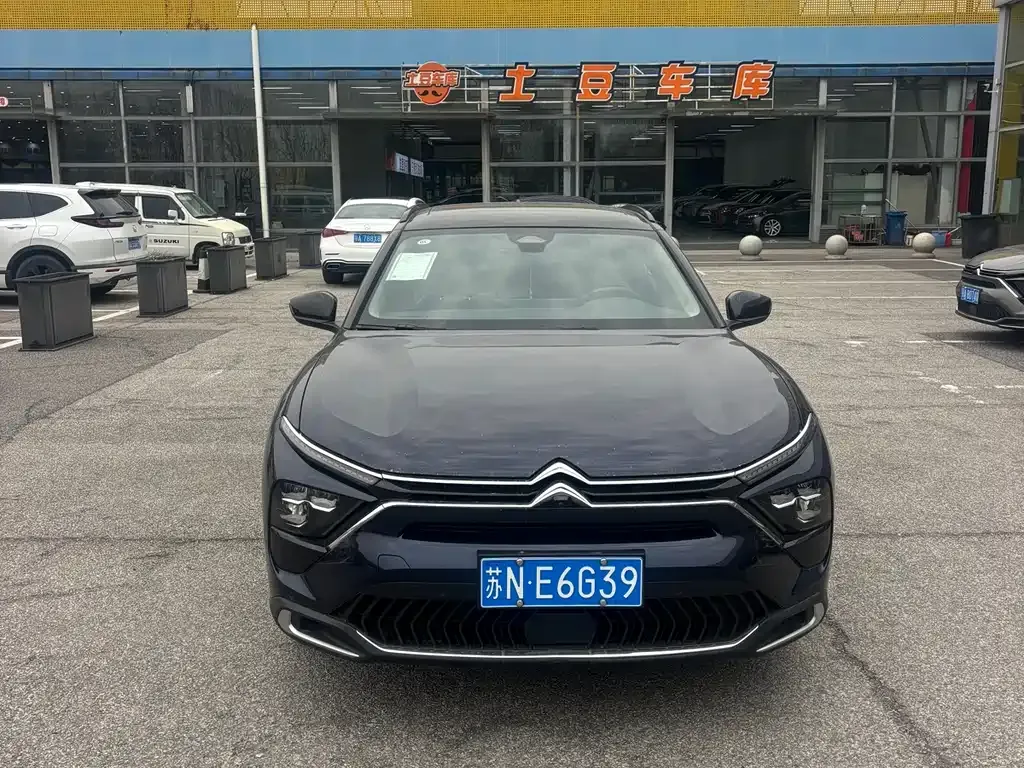 Citroen C5 X 2024 из CN, фото 8