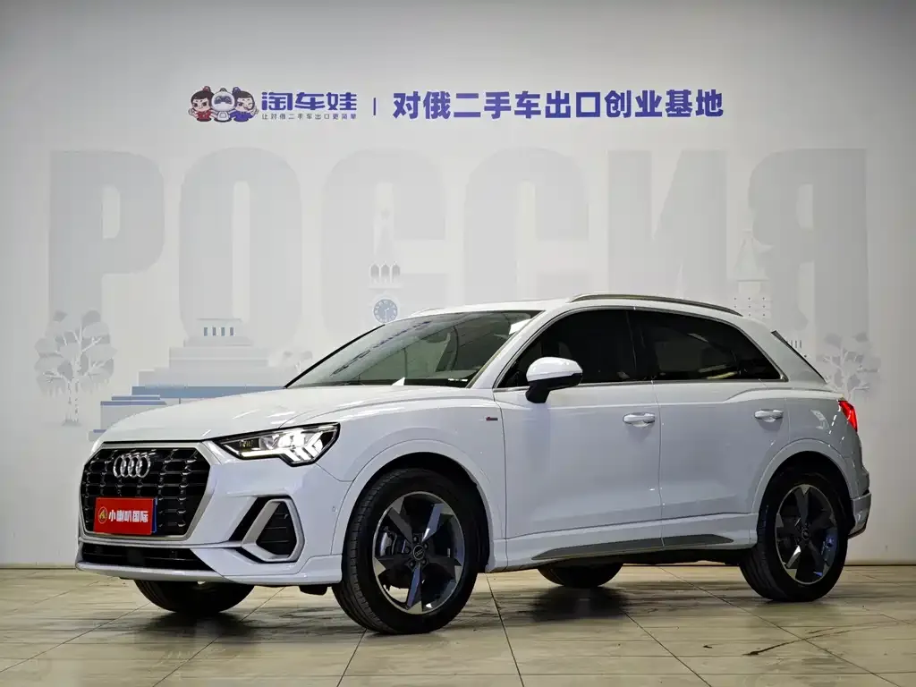 Audi Q3 2023 из CN, фото 1