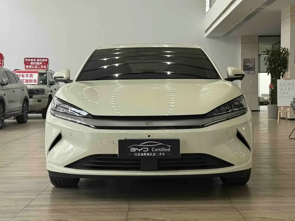 BYD Qin L — фото 10