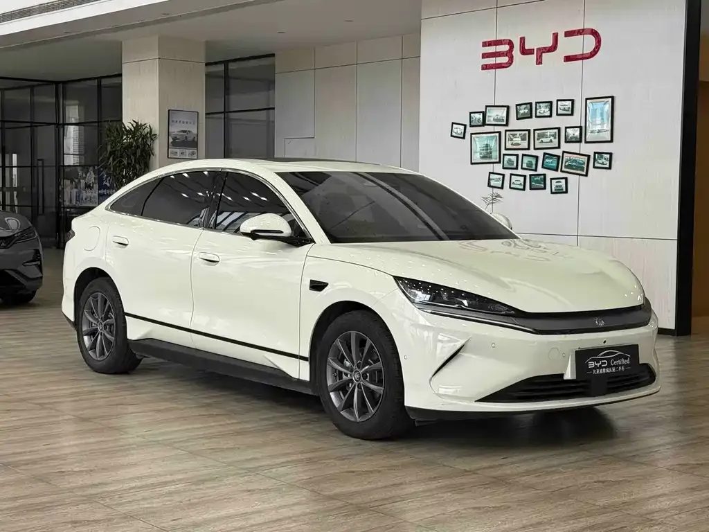 BYD Qin L — фото 5