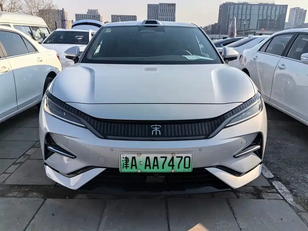 BYD L EV 2025 из CN, фото 9