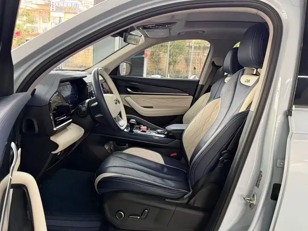 Geely Xingyue L 2023 из CN, фото 6