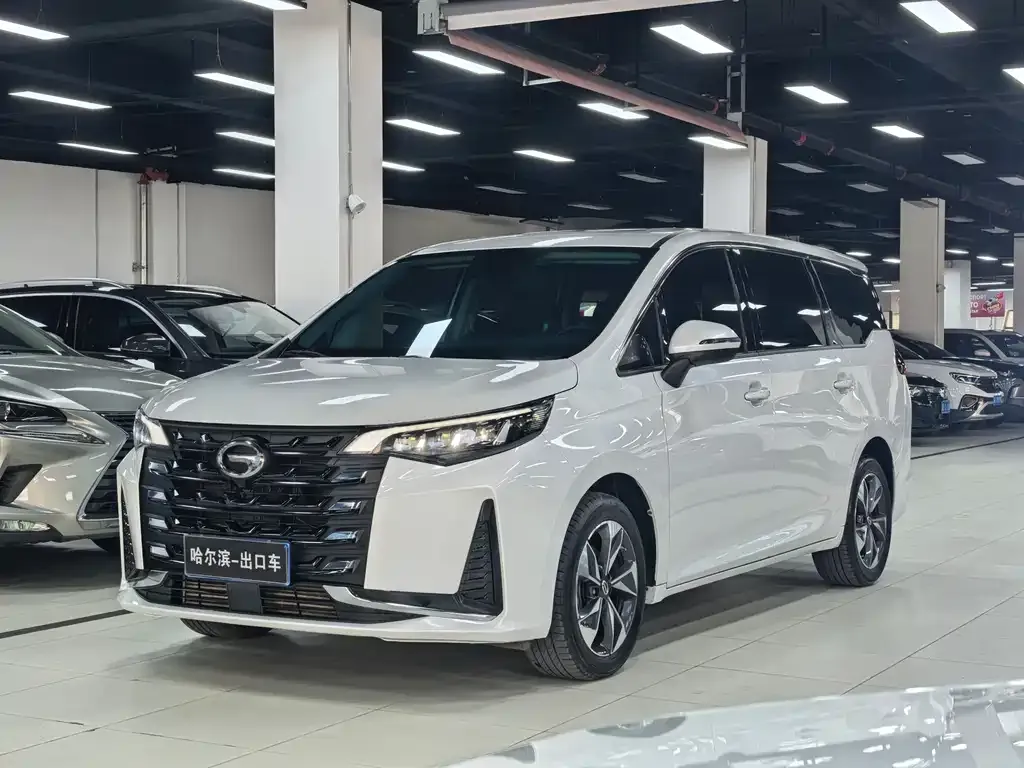 GAC Motor Trumpchi M6 — фото 1
