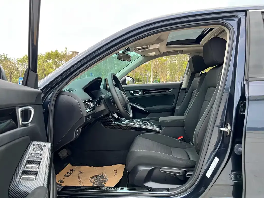 Honda Civic — фото 7