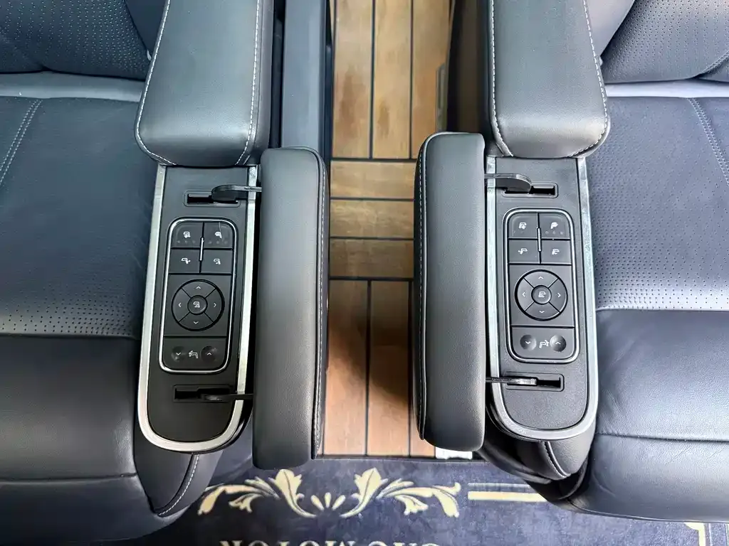 GAC Motor Trumpchi M8 — фото 3