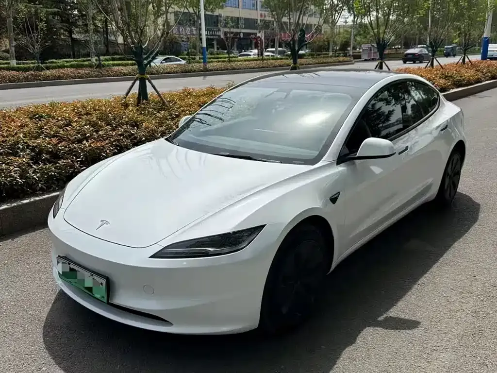 Tesla Model 3 2025 из CN, фото 7