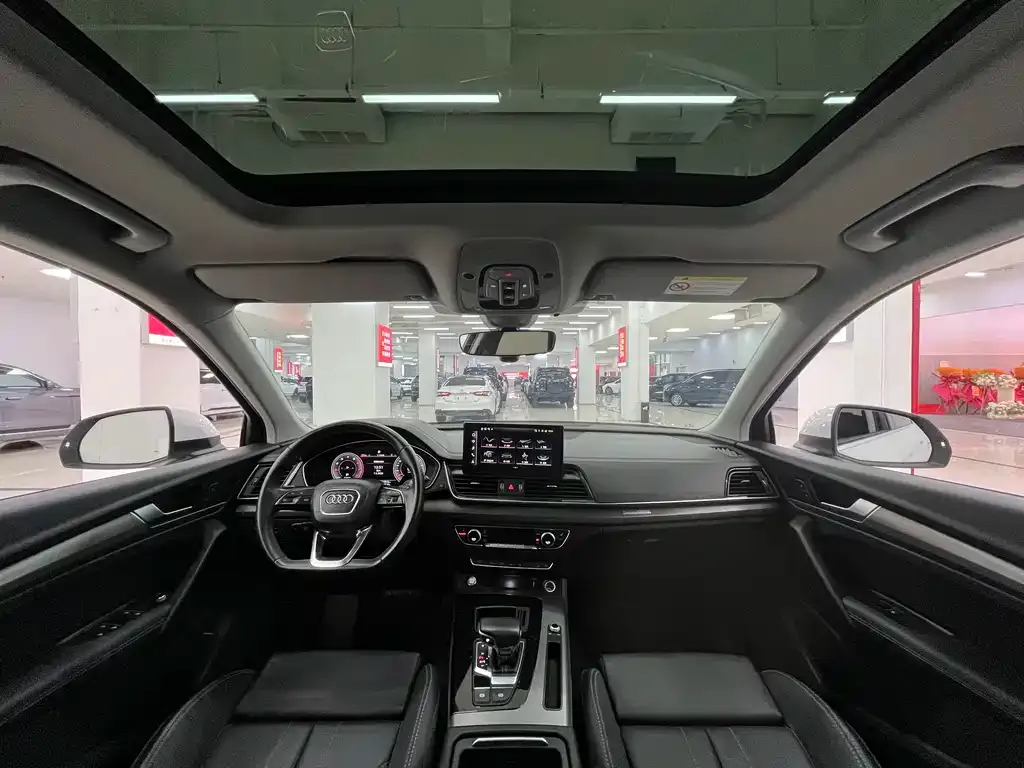 Audi Q5L 2022 из CN, фото 5