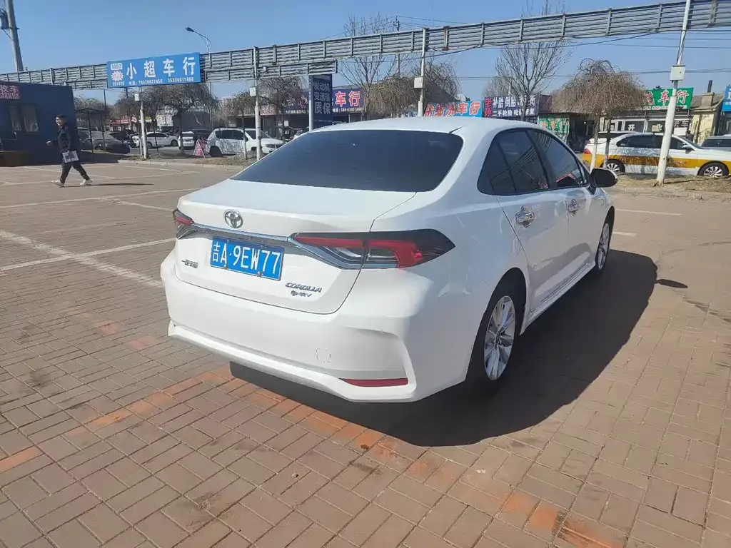 Toyota Corolla 2025 из CN, фото 5
