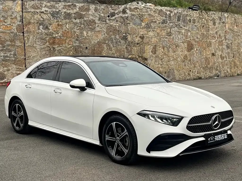 Mercedes-Benz A-Class — фото 9