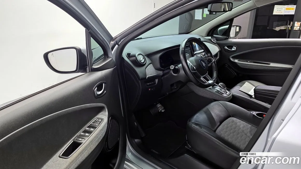 Renault Korea (Samsung) Zoe 2021 из KR, фото 2