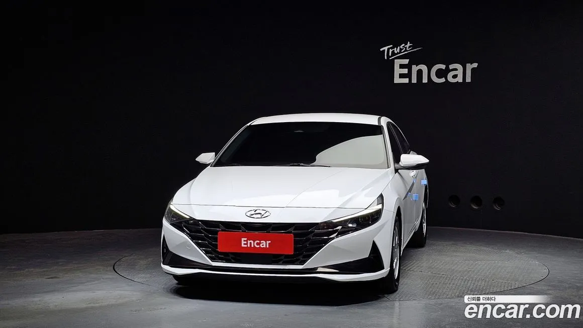 Hyundai AVANTE — фото 3