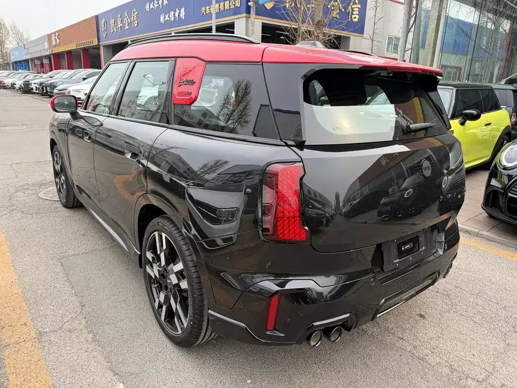 MINI Countryman JCW — фото 10