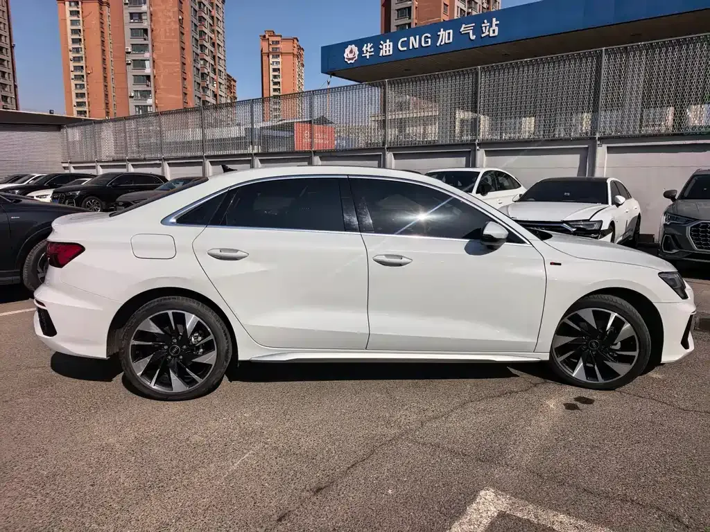 Audi A3 2022 из CN, фото 7