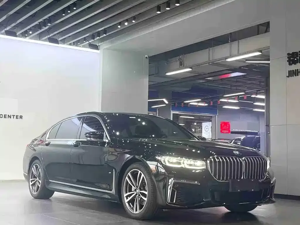 BMW 7 Series — фото 3
