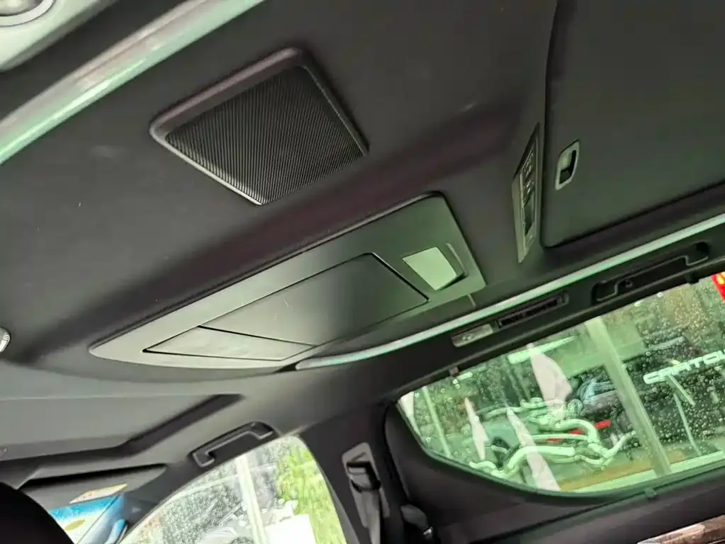 Toyota Alphard 2022 из CN, фото 2