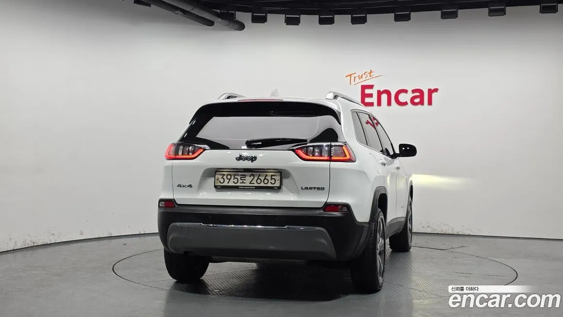 Jeep Cherokee 2021 из KR, фото 2
