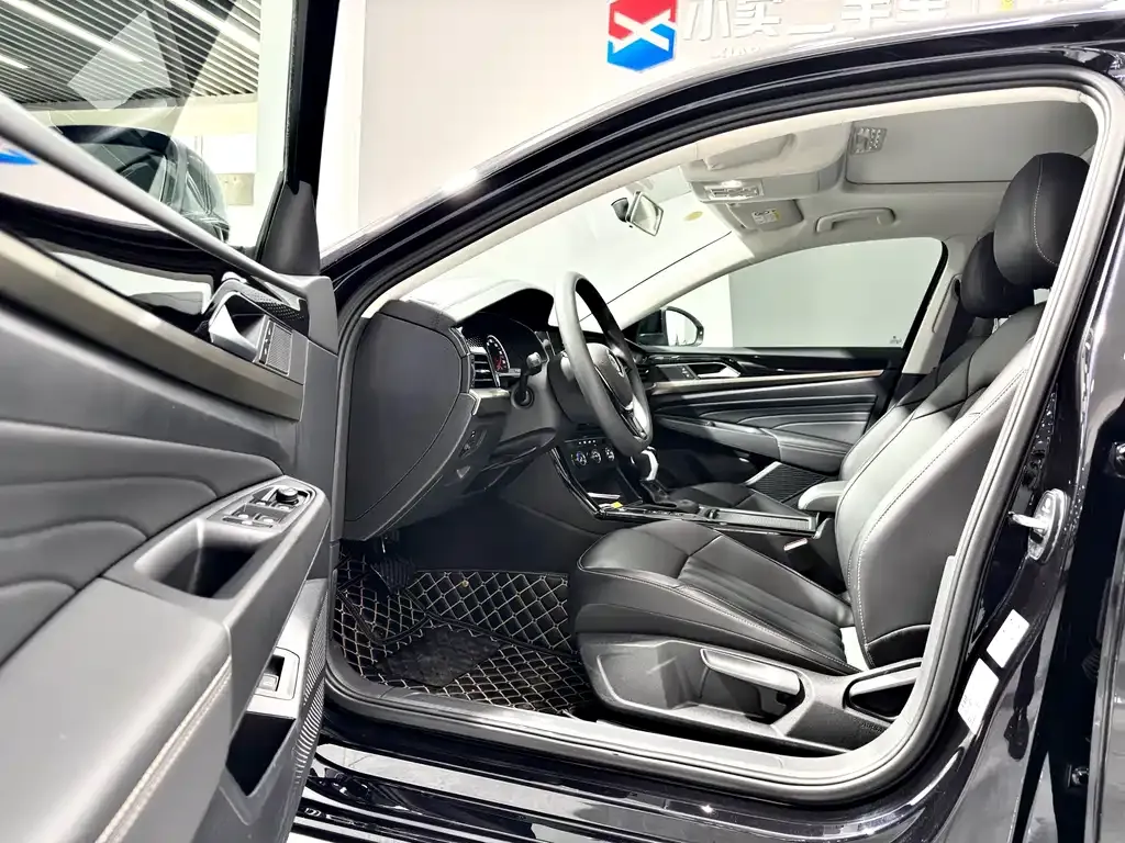 Volkswagen Passat — фото 6