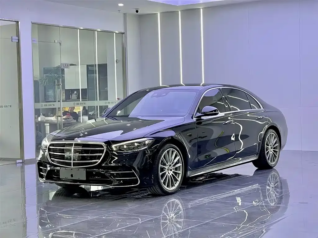 Mercedes-Benz S-Class — фото 1