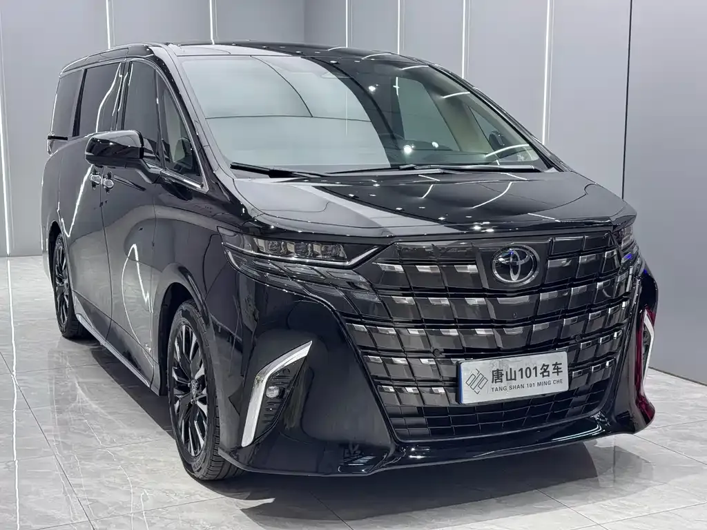 Toyota Alphard — фото 7