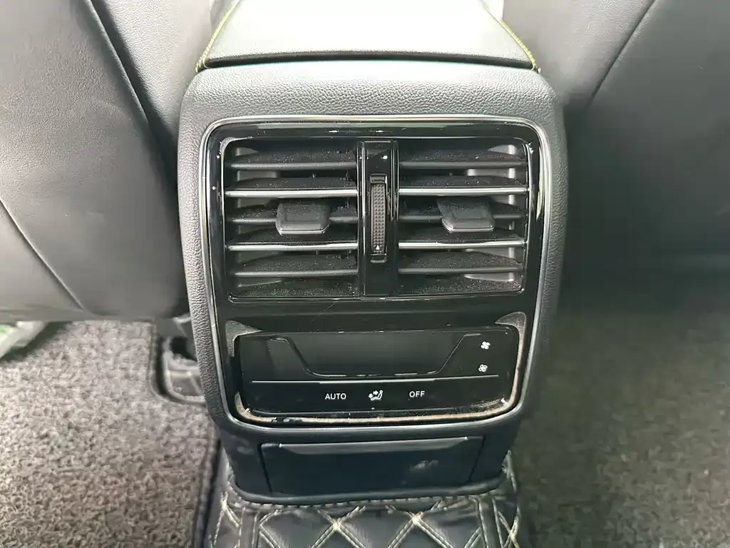 Volkswagen CC 2022 из CN, фото 3