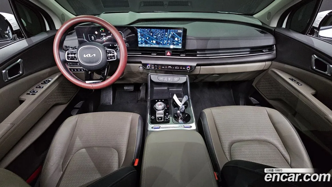 Kia Carnival — фото 10